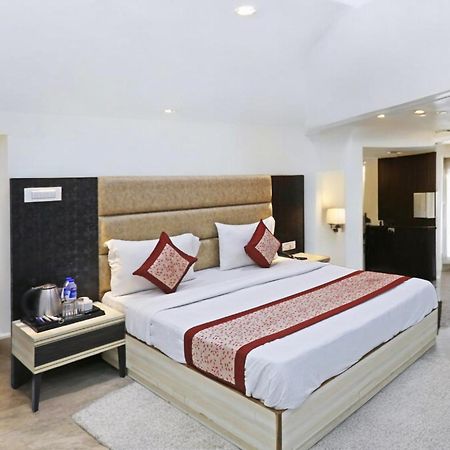 Hotel The Almora By Rs Global Near By Delhi International Airport With - Free Airport Drop New Delhi Buitenkant foto