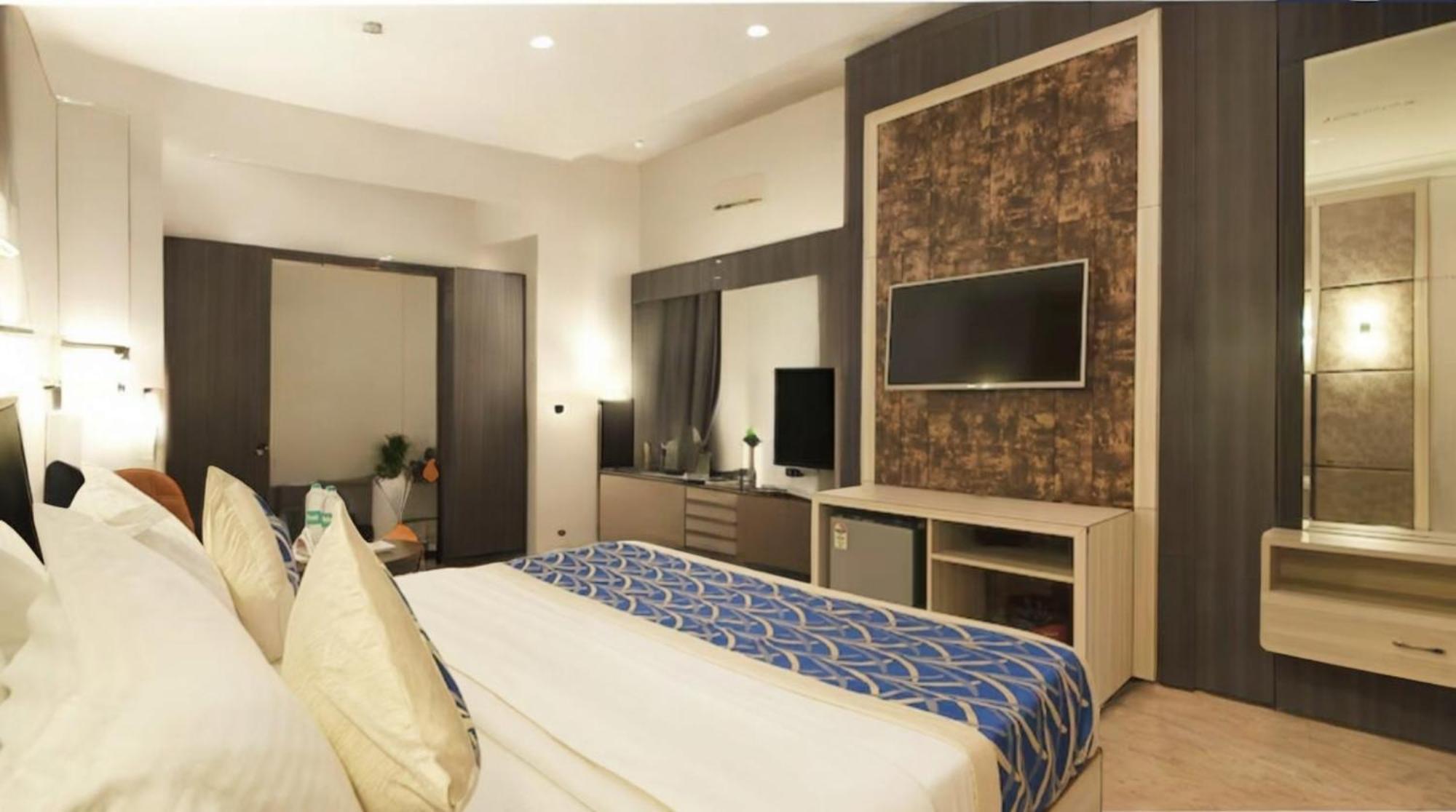 Hotel The Almora By Rs Global Near By Delhi International Airport With - Free Airport Drop New Delhi Buitenkant foto