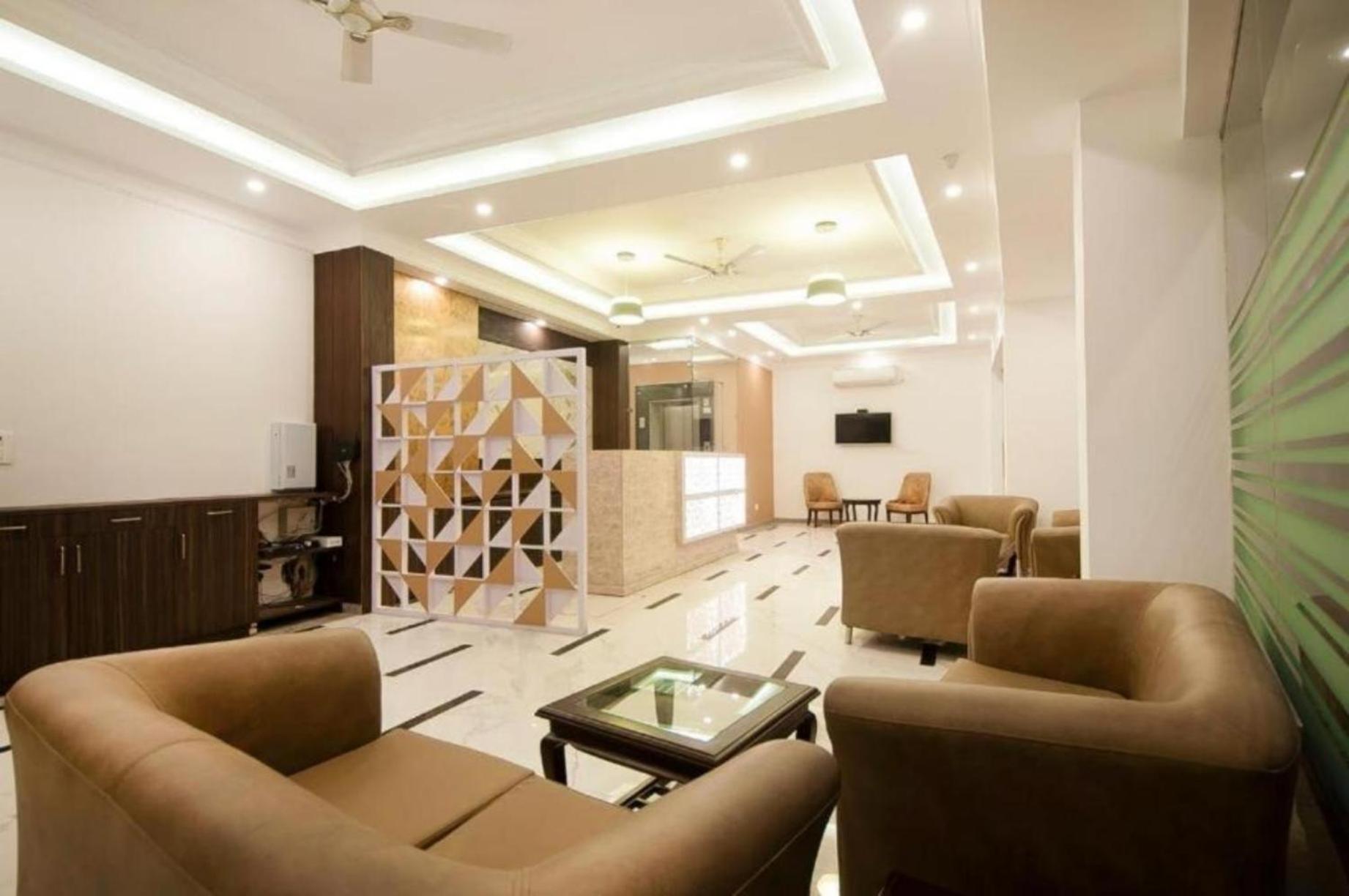 Hotel The Almora By Rs Global Near By Delhi International Airport With - Free Airport Drop New Delhi Buitenkant foto